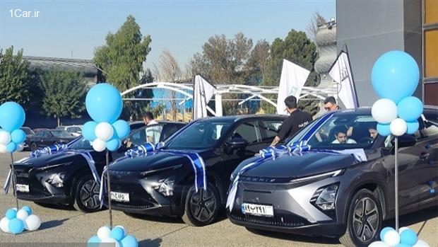 تحویل نخستین سری FX تمام‌برقی در ایران